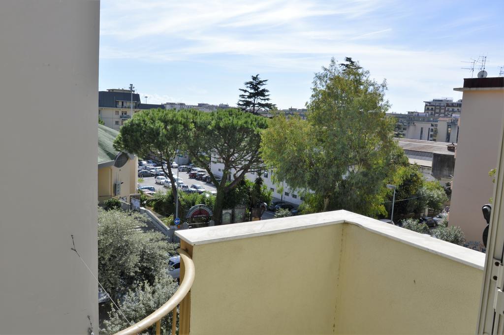 Coolor Holiday And Business Rentals Salerno Exterior foto